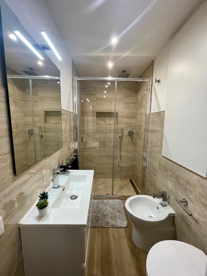 Zama Apartment Rom
